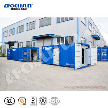 Containerized storage room with double temperature